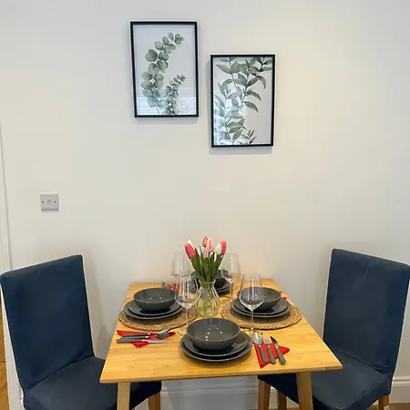 Apartment Lovely Garden Flat Near Emirates Stadium And Kings Cross St Pancras Station London