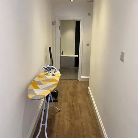 Lovely Garden Flat Near Emirates Stadium And Kings Cross St Pancras Station Apartment
