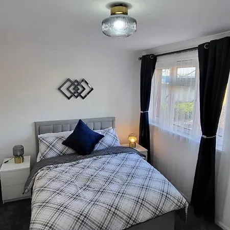 Delight Home-london Airport & Excel