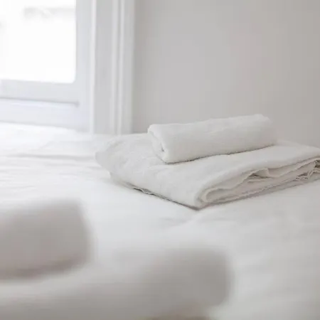 Incredible Location In Central - 2bed London
