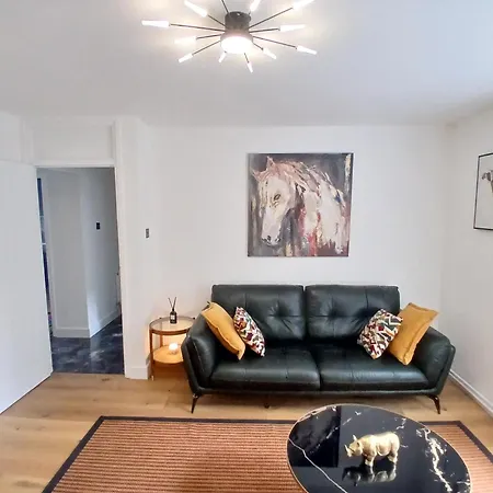 Peaceful Moira - 2 Bedroom Flat Between Brixton And Kennington 10mins To Apartment *