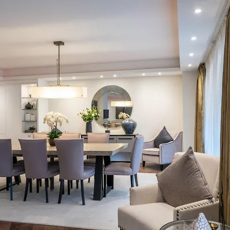 Super Luxury Stylish Large Mayfair 2500sqft *