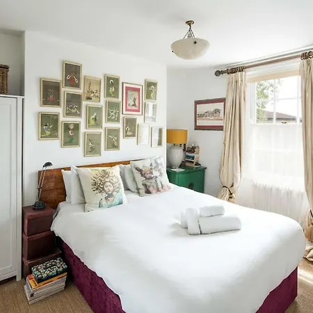 Artists Comfy Home, Near Camden Market Apartment *