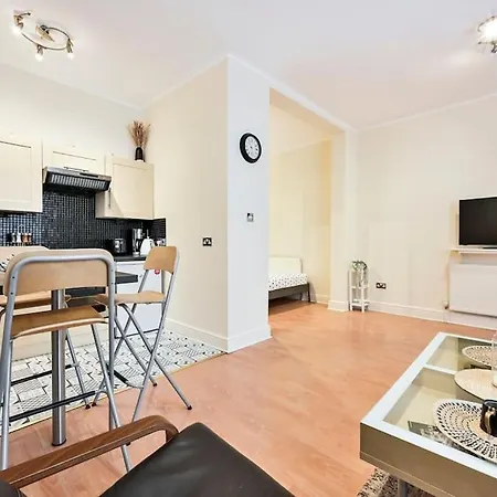 The Perfect Queensway London