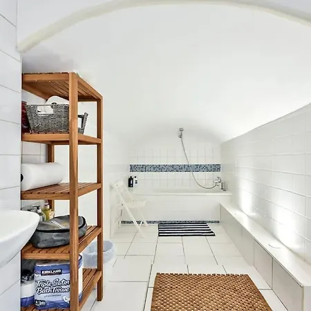 The Perfect Queensway London
