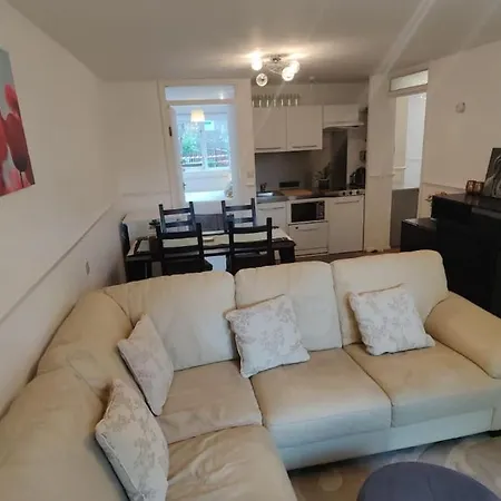 Apartment 2 Bed Brick Lane Flat, Liverpool St