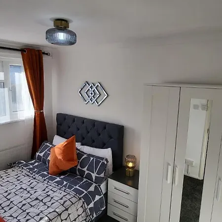 Delight Home-london Airport & Excel Casa vacanze *