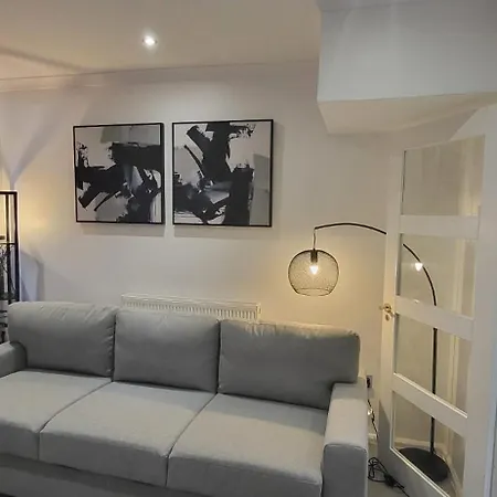 Holiday home Delight Home-london Airport & Excel London