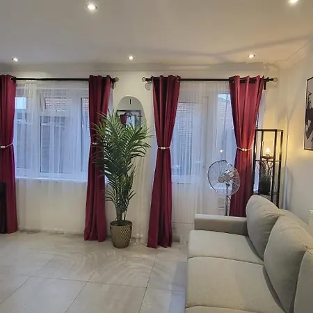 Delight Home-london Airport & Excel * Londra