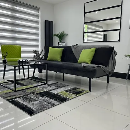 Apartment Urban 2 Bed Oasis Croydon, Sleeps 6 South Norwood