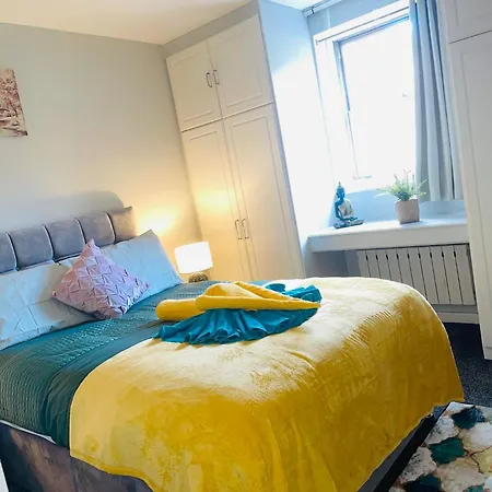 Cosy Private Two Bedroom Apartament In Kensinghton Can Fit Up To 8 Guests Apartment *