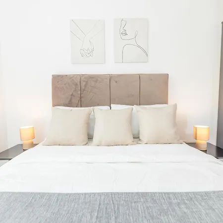 Apartment Escape - Royal Wharf *