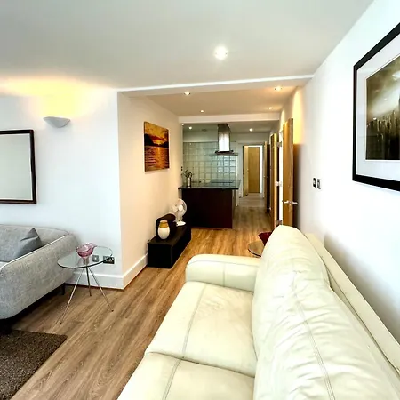 The Crib - 3 Bedroom Central By Wild * London