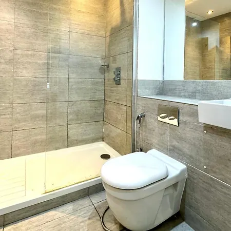 The Crib - 3 Bedroom Central By Wild London