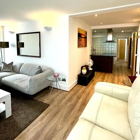 The Crib - 3 Bedroom Central By Wild