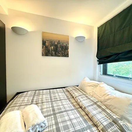 Apartment The Crib - 3 Bedroom Central By Wild