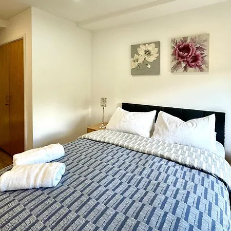 Apartment The Crib - 3 Bedroom Central By Wild *