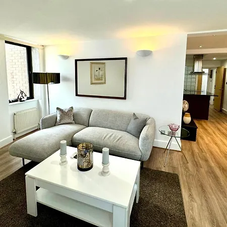 Apartment The Crib - 3 Bedroom Central By Wild London