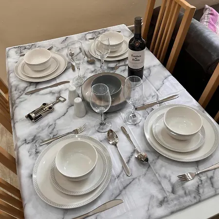 4 Bedroom Ground Floor For Up To 7 Guests