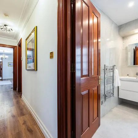 Apartahotel Carlton Court - Mayfair