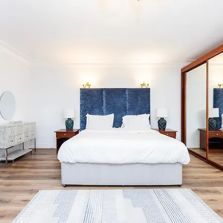 Carlton Court - Mayfair 5*