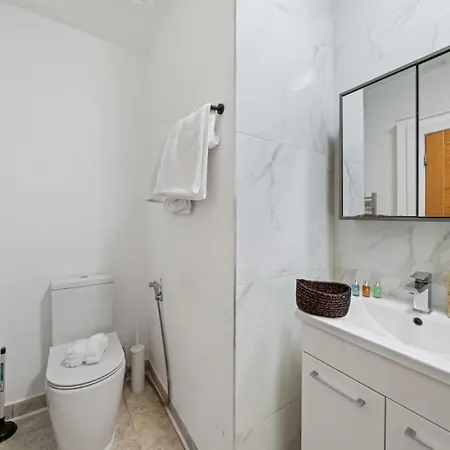 Apartment Spacious On Oxford Street 9gc *