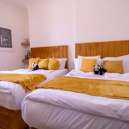 Spacious On Oxford Street 9gc Apartment London