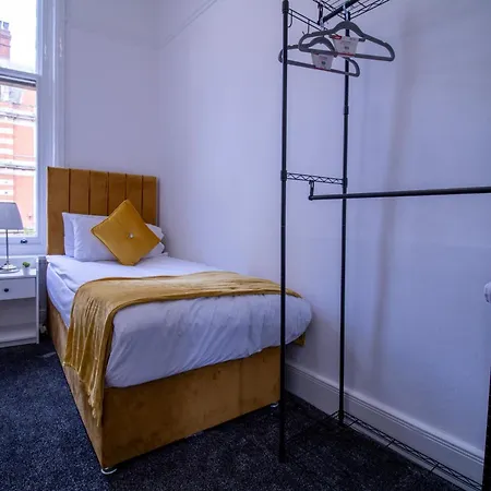 Apartment Elegant 3-bedroom On Oxford Street 2gc *