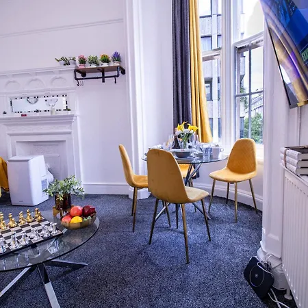 Elegant 3-bedroom On Oxford Street 2gc *
