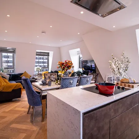 Apartment Elegant 3-bedroom Penthouse In Marble Arch 70 *