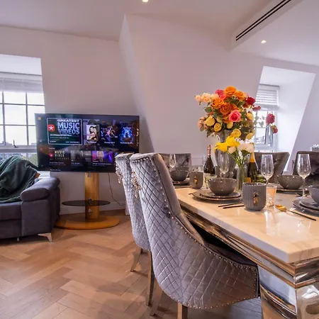 Elegant 3-bedroom Penthouse In Marble Arch 70 *