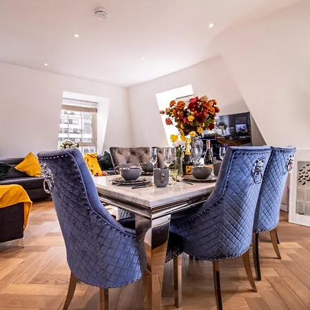 Elegant 3-bedroom Penthouse In Marble Arch 70 Apartment
