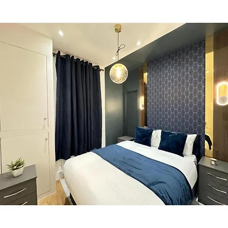 F2- Beautiful 1 Bed Flat Near Edgware Road Station London