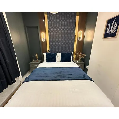 F2- Beautiful 1 Bed Flat Near Edgware Road Station Apartment London