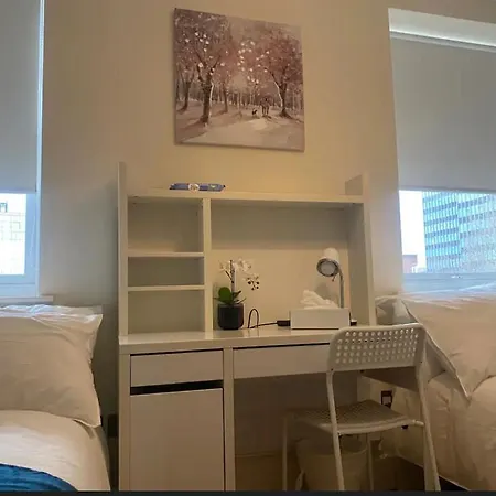 Private In Euston Square, Séjour chez l'habitant *