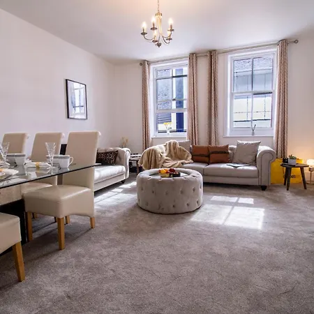Mayfair Maisonette Chic Spacious 2-bed - 33a
