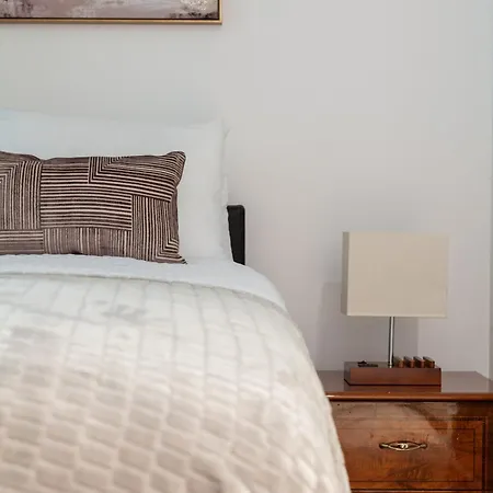 Apartment St George