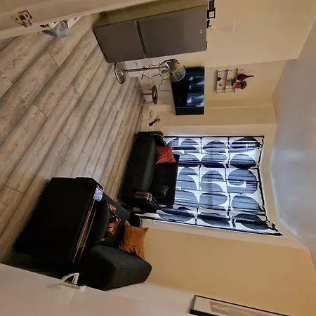 Apartment Cozy - Location