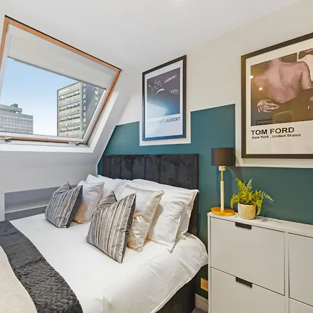 Beautiful Flat In Fulham - Great Views!- Sleeps 6 Apartment London