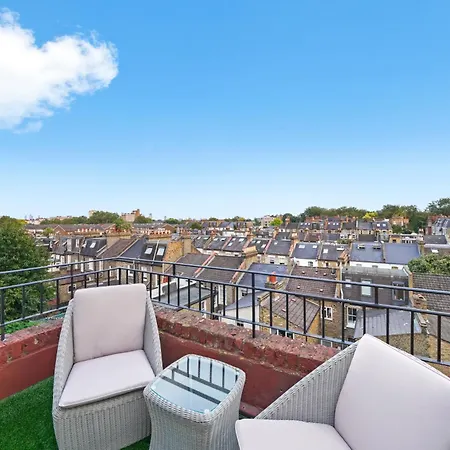 Beautiful Flat In Fulham - Great Views!- Sleeps 6 Apartment