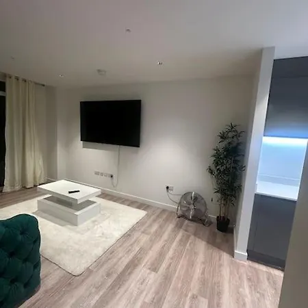 Luxury 2 Bed