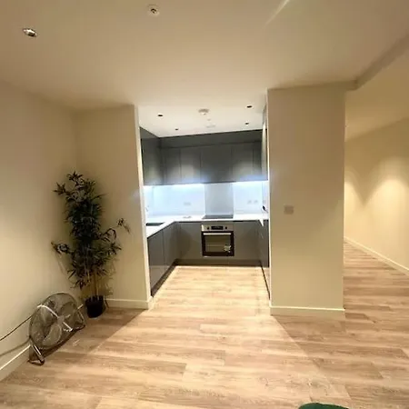 Luxury 2 Bed London