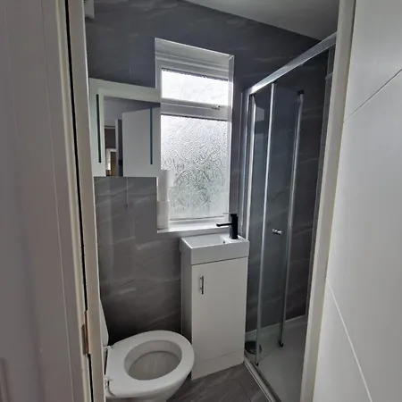 En-suite Mitcham Pensión