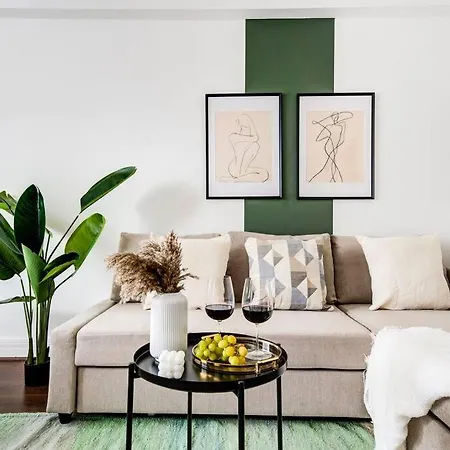Hyde Park Apartment *