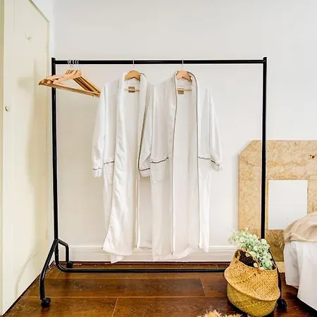Hyde Park Apartment *