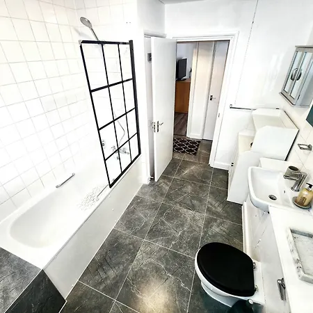 Brand New Flat - Canary Wharf * London