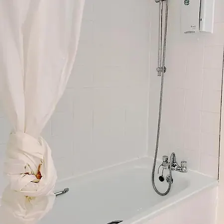 15 Percent Off Monthly -2bed Netflix Wi-fi London