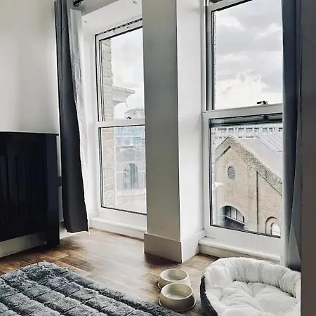 15 Percent Off Monthly -2bed Netflix Wi-fi Apartment *