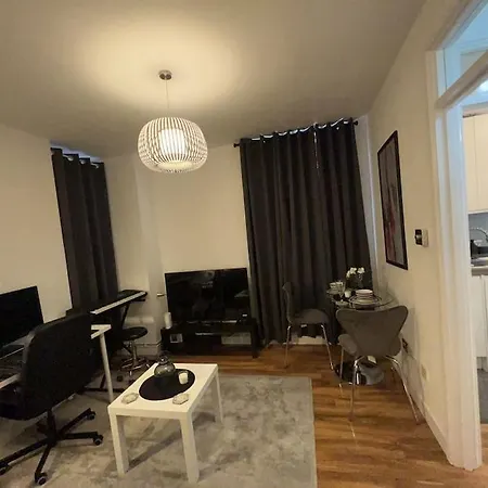 Apartment Beautiful Flat One Bedroom In