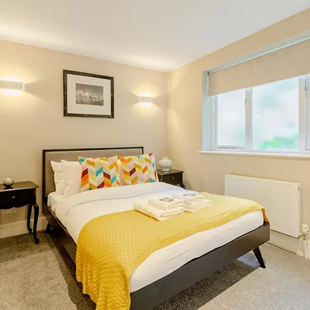 Holiday home Fantastic Multilevel 3br, Vibrant Angel, 5min Tube
